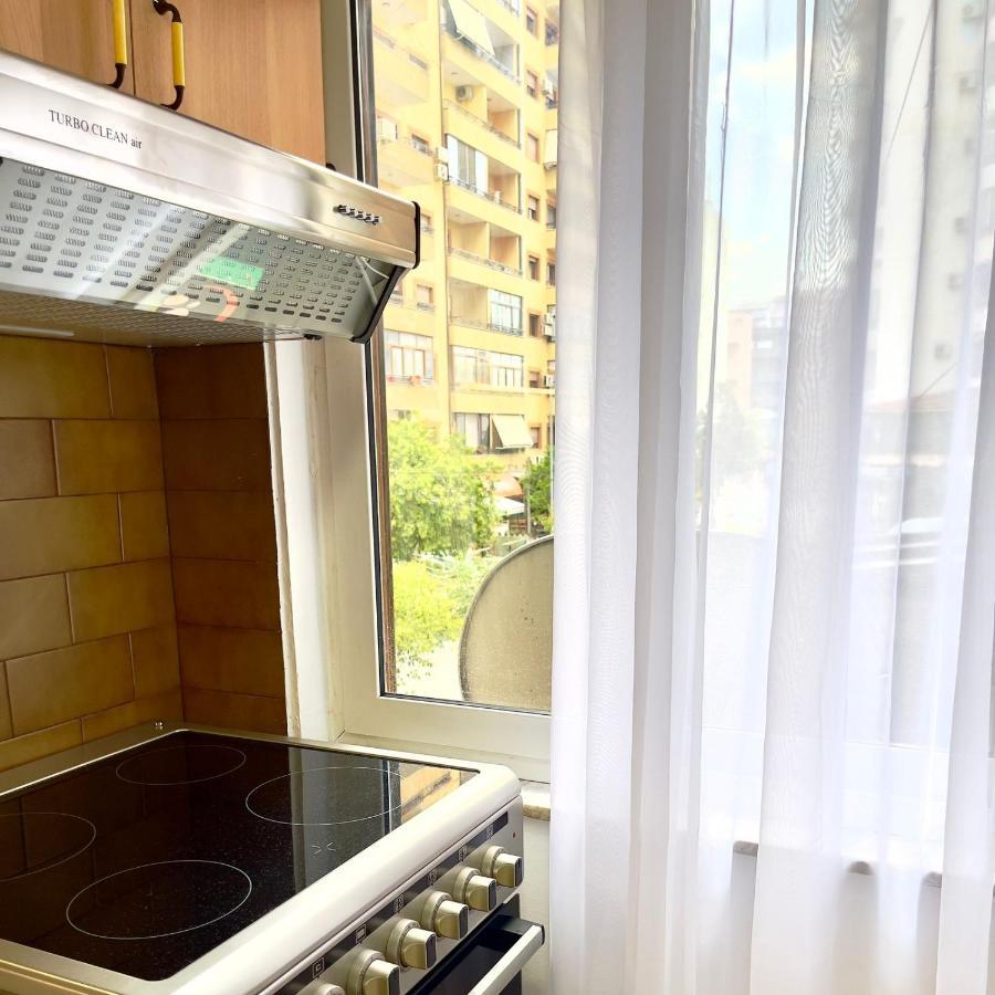 Maris Apartment Tirana Eksteriør billede